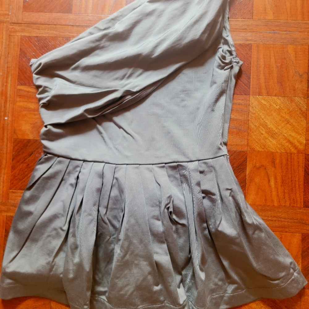 H&M Grey One Shoulder Top
